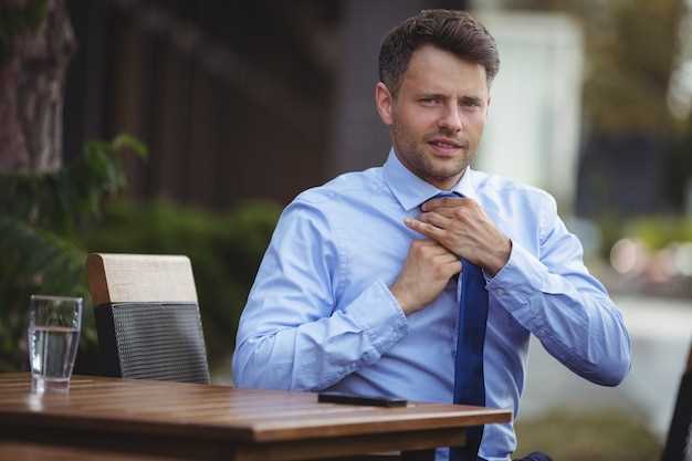 Does losartan cause chest tightness